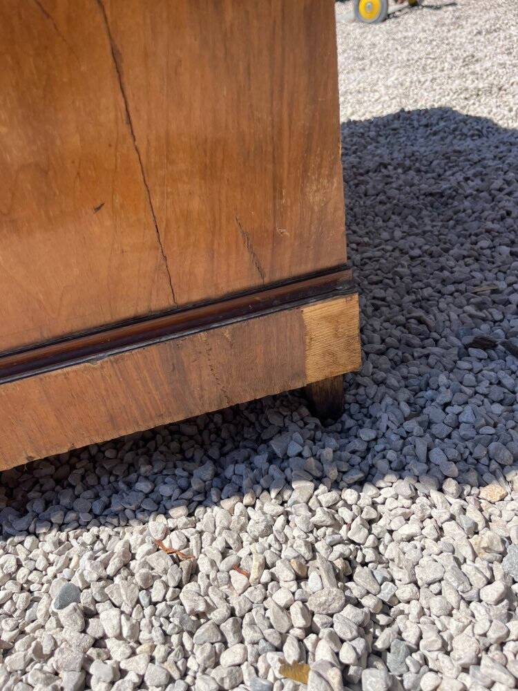 Commode with a white marble top