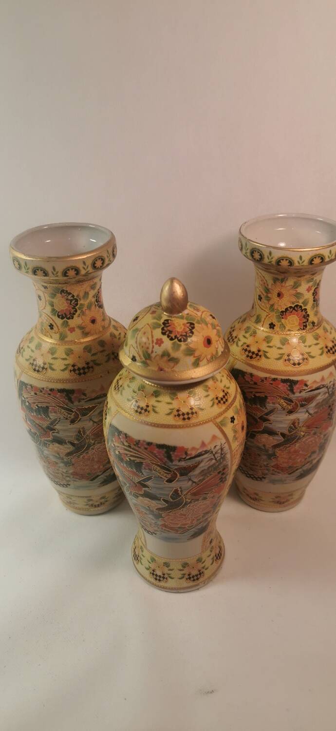 Beautiful set of 3 old Japanese SATSUMA VASES