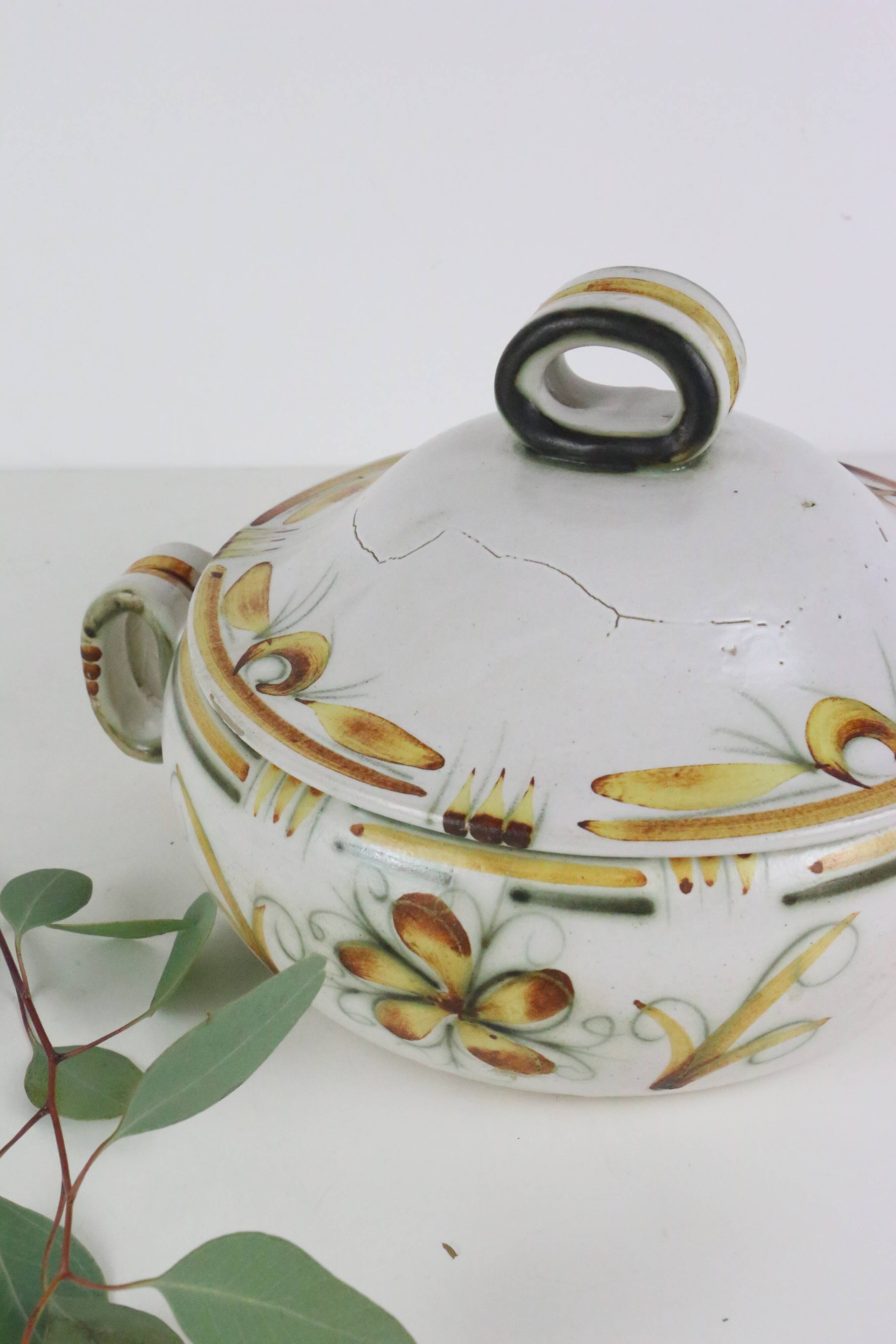 Keraluc Quimper soup tureen