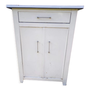 buffet vintage en métal