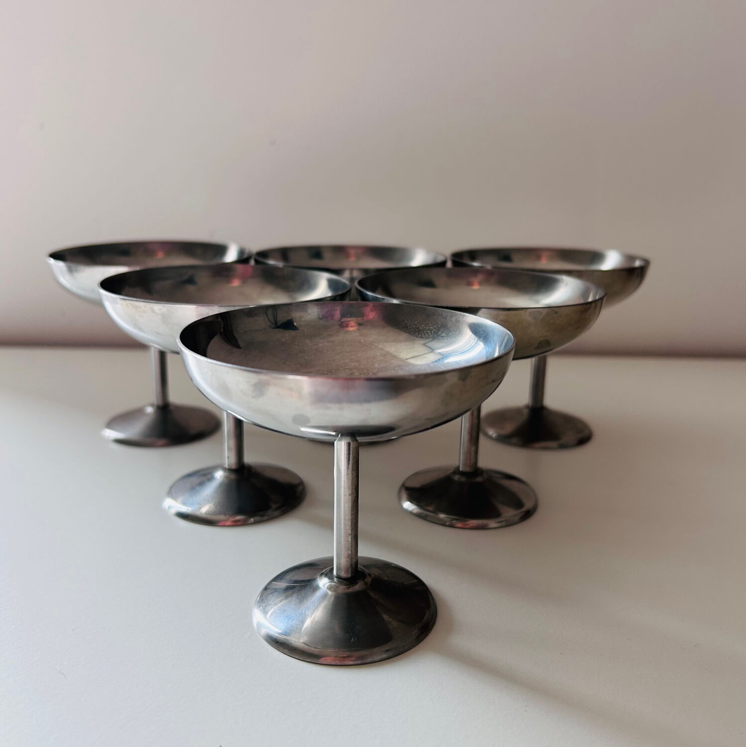 Service of 6 stainless steel cutlery sets.