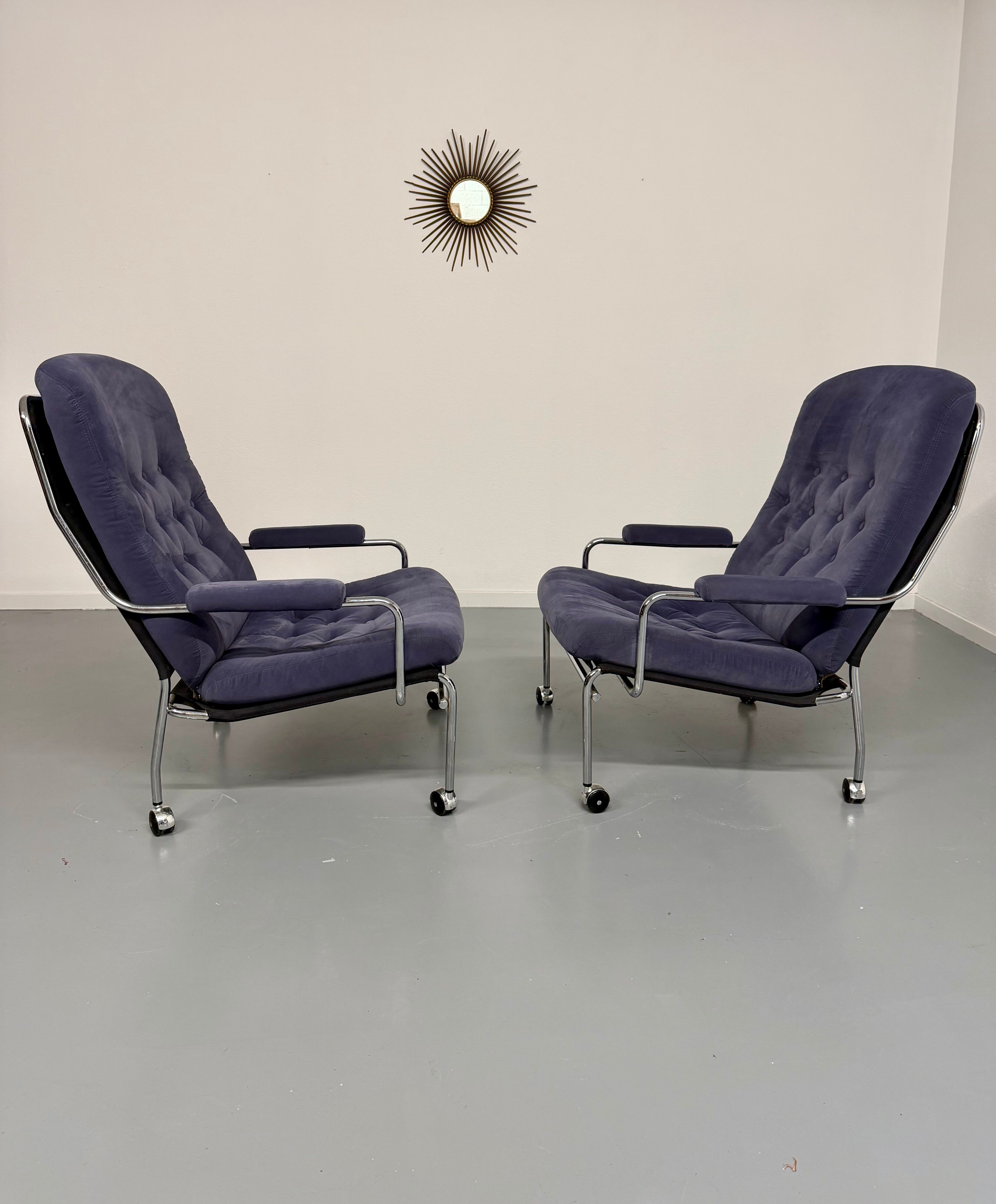 Paire de fauteuils lounge roulette design scandinave Bruno Mathsson