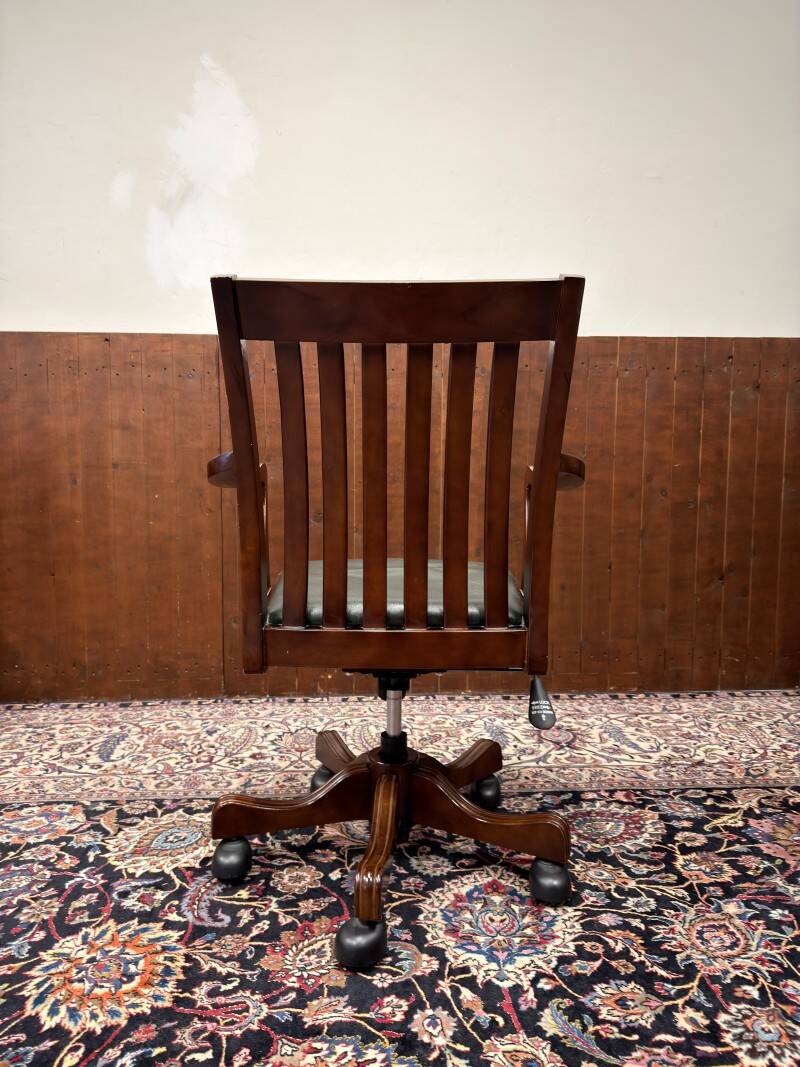 Chaise de bureau classique anglaise