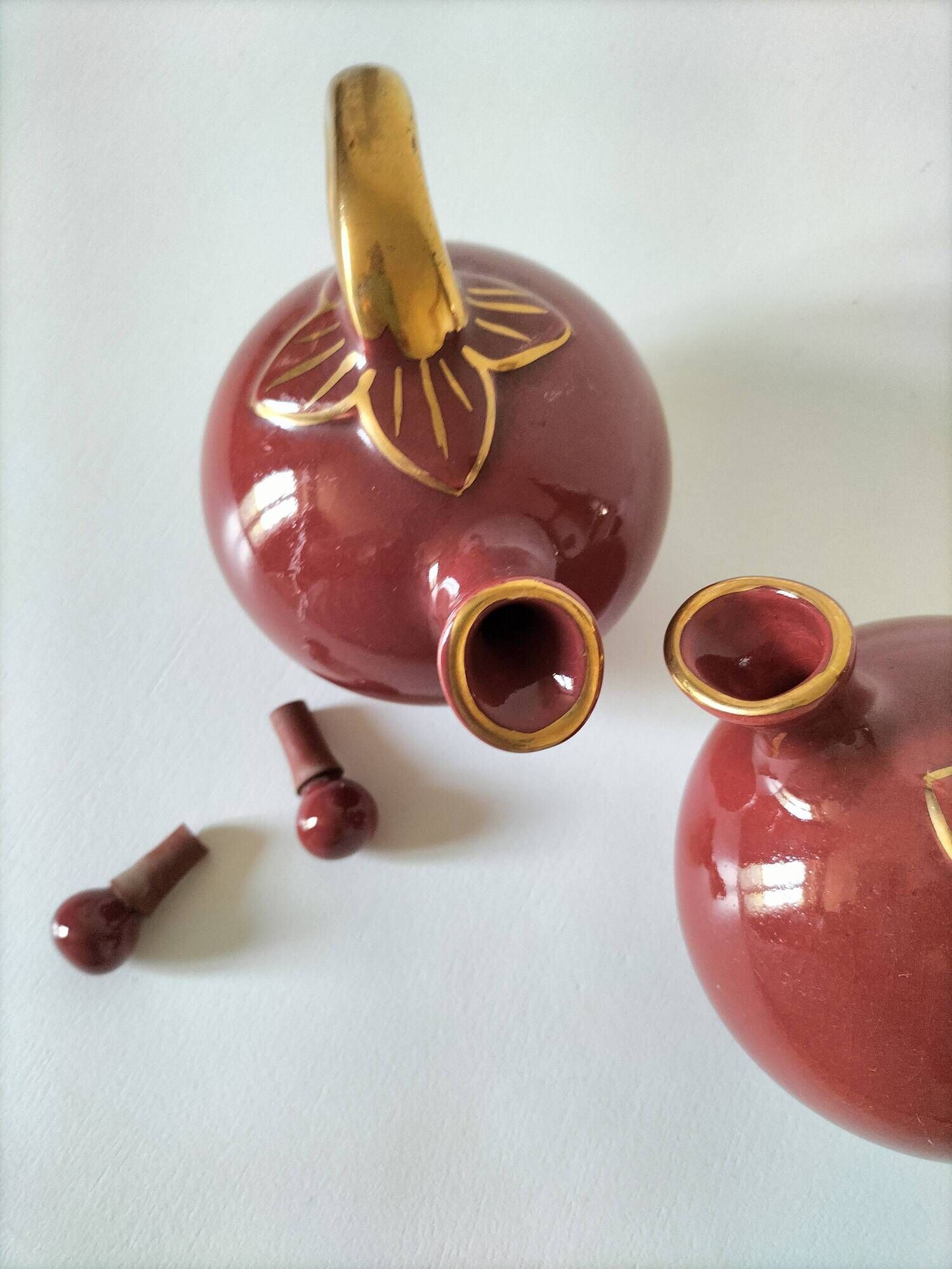 Two small pouring bottles Röd Rubin