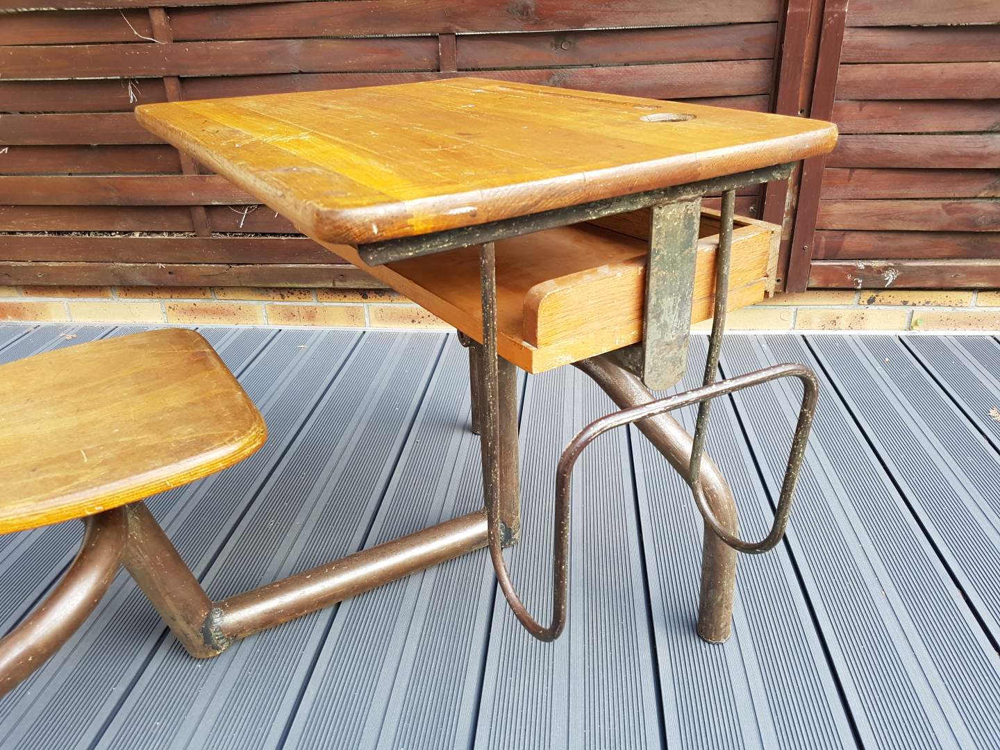 Bureau d'écolier évolutif des années 50-60