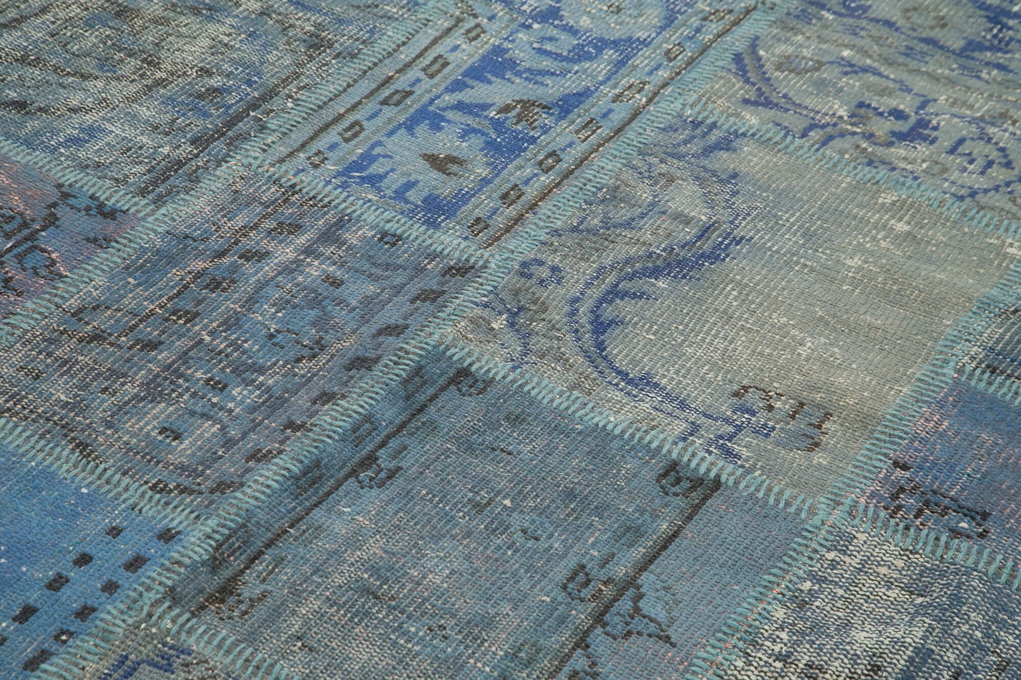 Handwoven oriental vintage 175 cm x 247 cm blue patchwork carpet