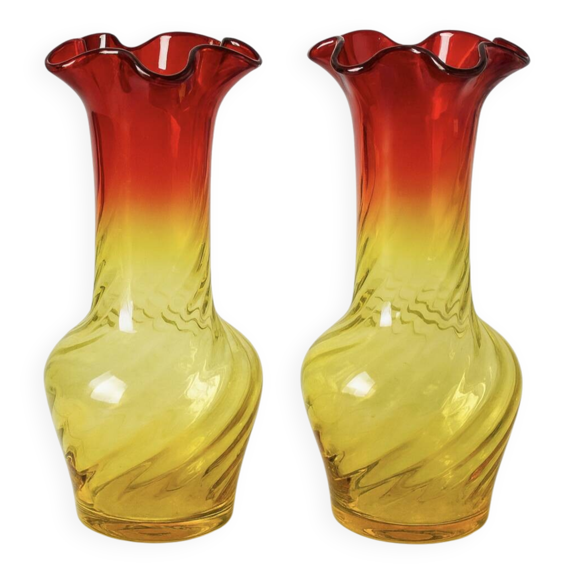 Paire de vases en verre soufflé amberina 60s