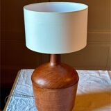 Give me a leather Jeanne. A unique vintage lamp, combining history and elegance.