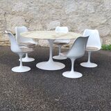 Salle à manger Eero Saarinen pour Knoll