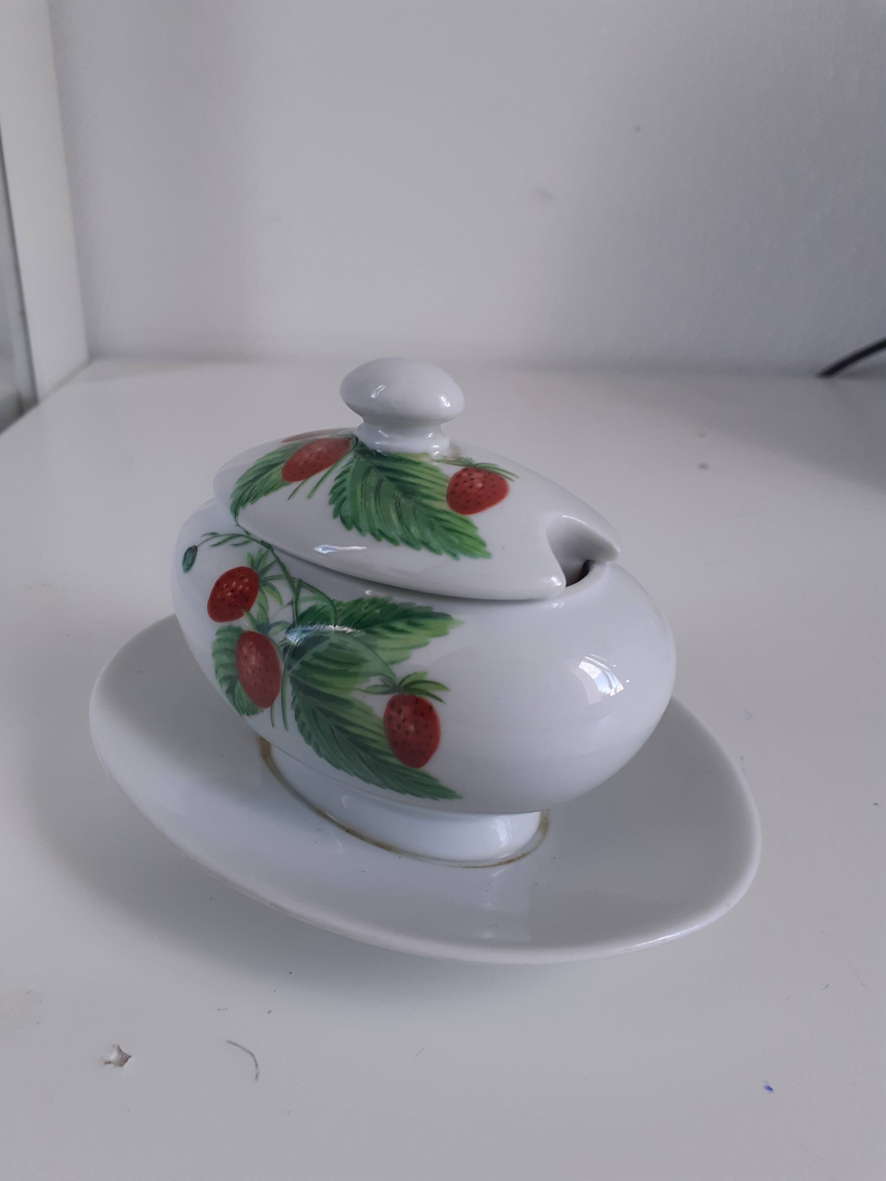 MUSTARD POT PORCELAIN FROM PARIS decor Wild Fruits