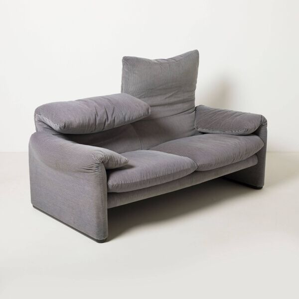 Vico Magistretti Maralunga 2 places / loveseat pour Cassina, Italie, années 1980, g