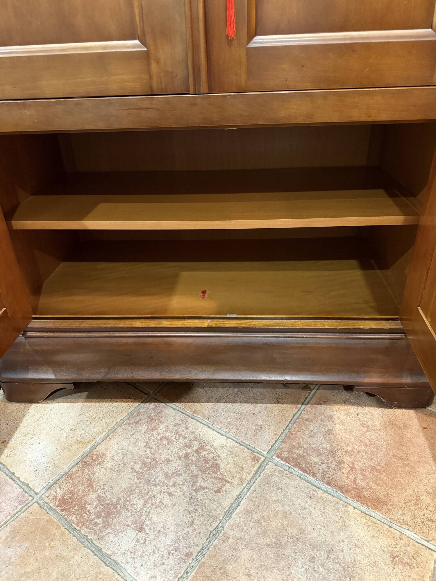 TV cabinet