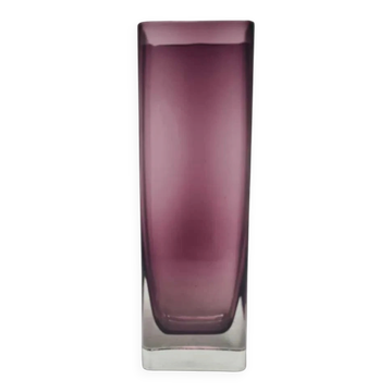 Vase postmoderne
