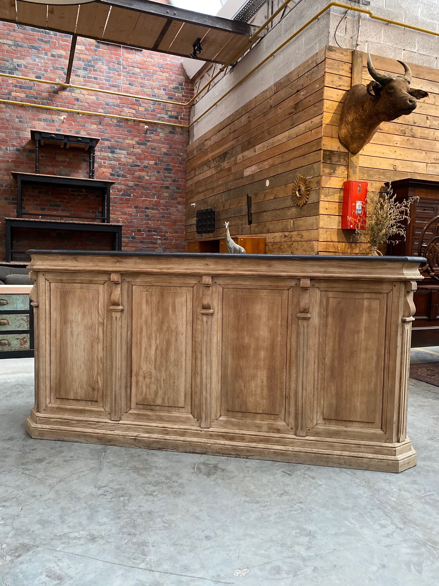 Oak counter
