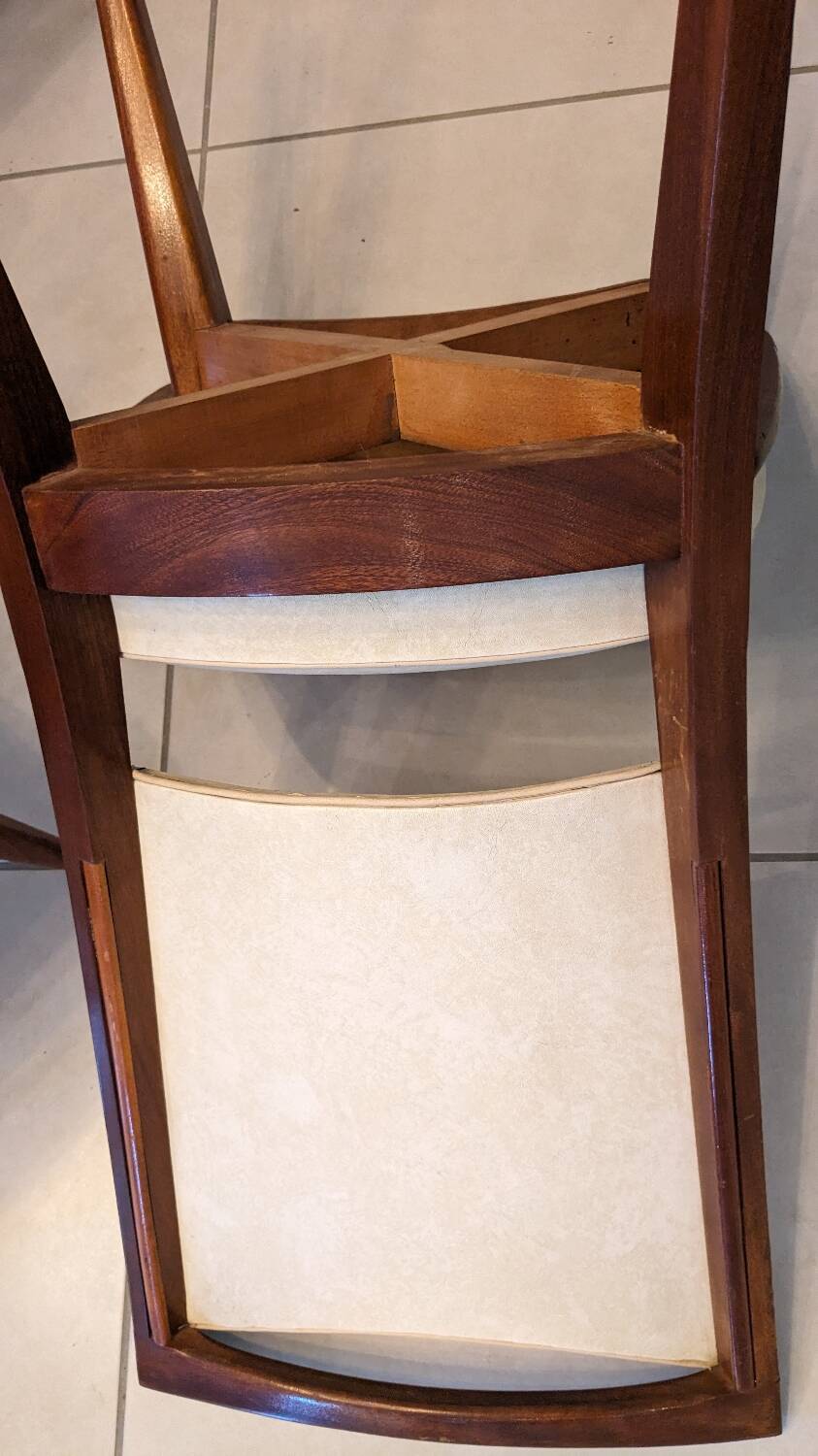 Vintage compass and leatherette chairs