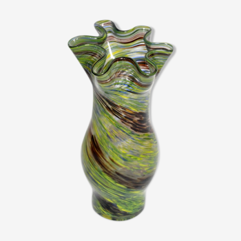 Vase en verre vert