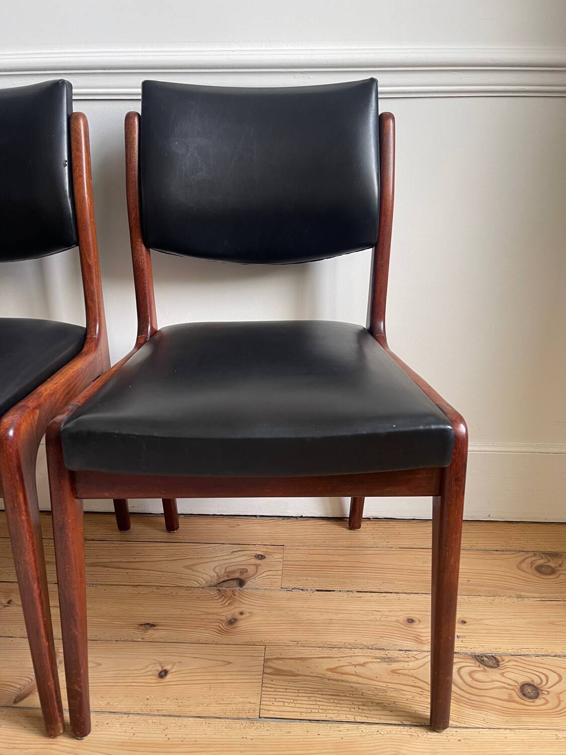 Stella Scandinavian chairs