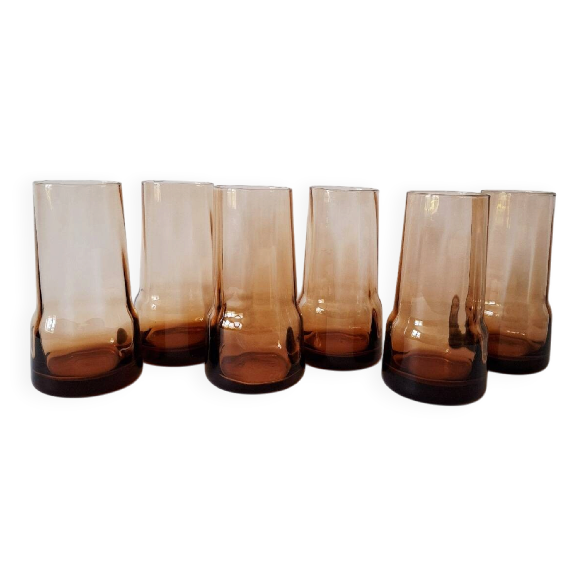 Verres ambrés vintage
