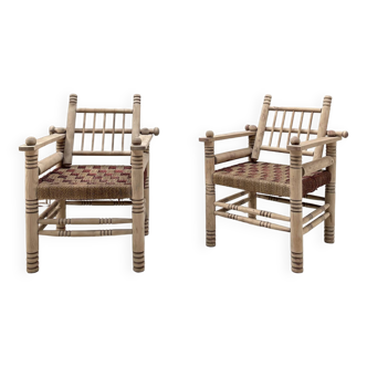 Paire de fauteuils en bois et cordes
