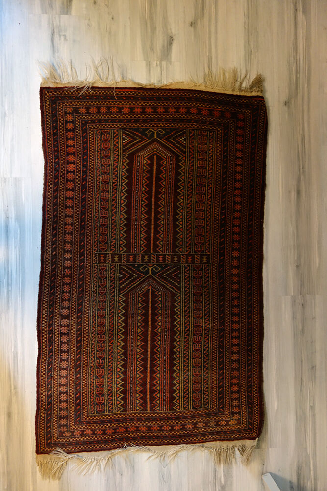 Tapis persan Baloutche vintage 140x88cm