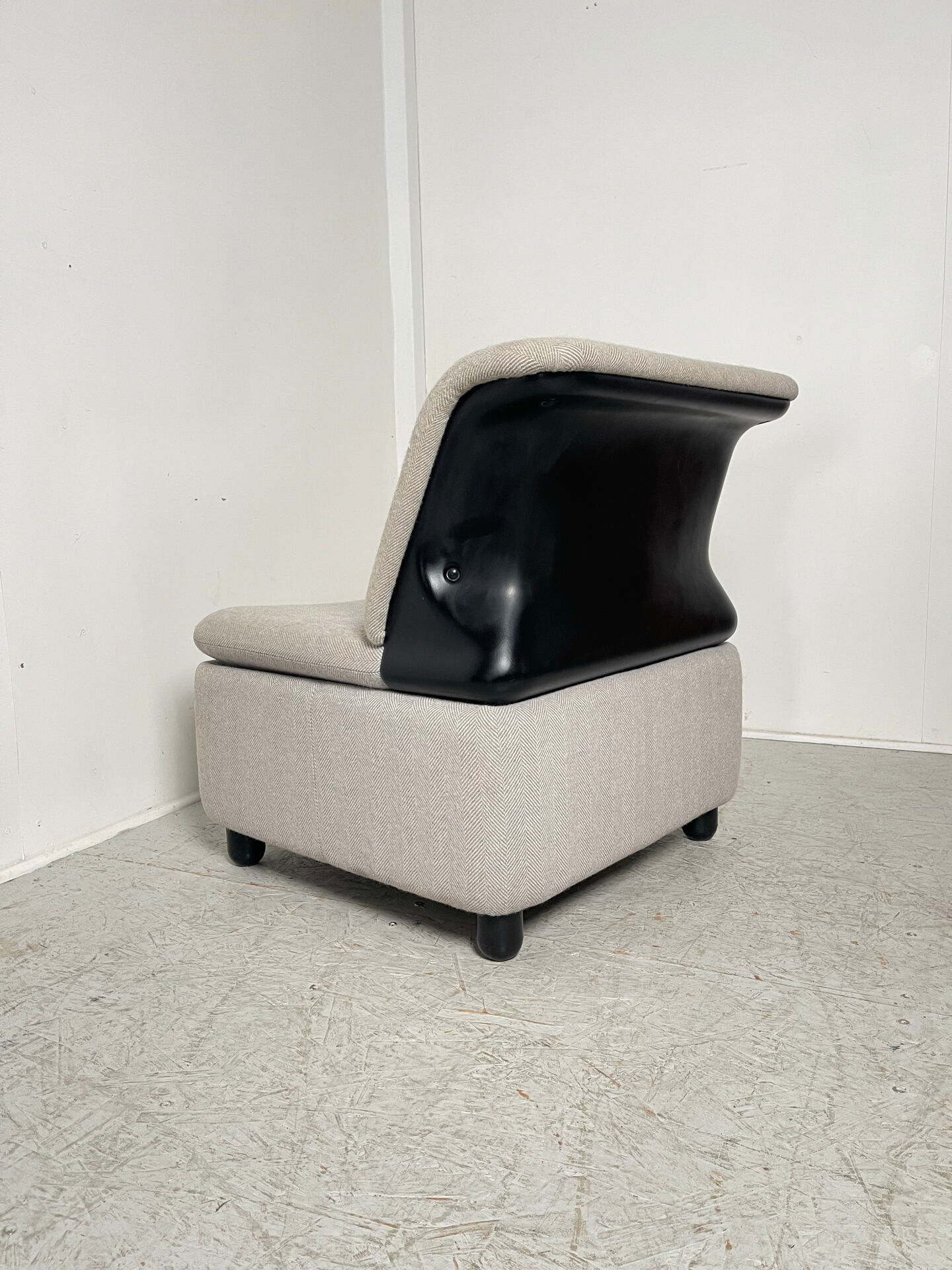Armchair 1980