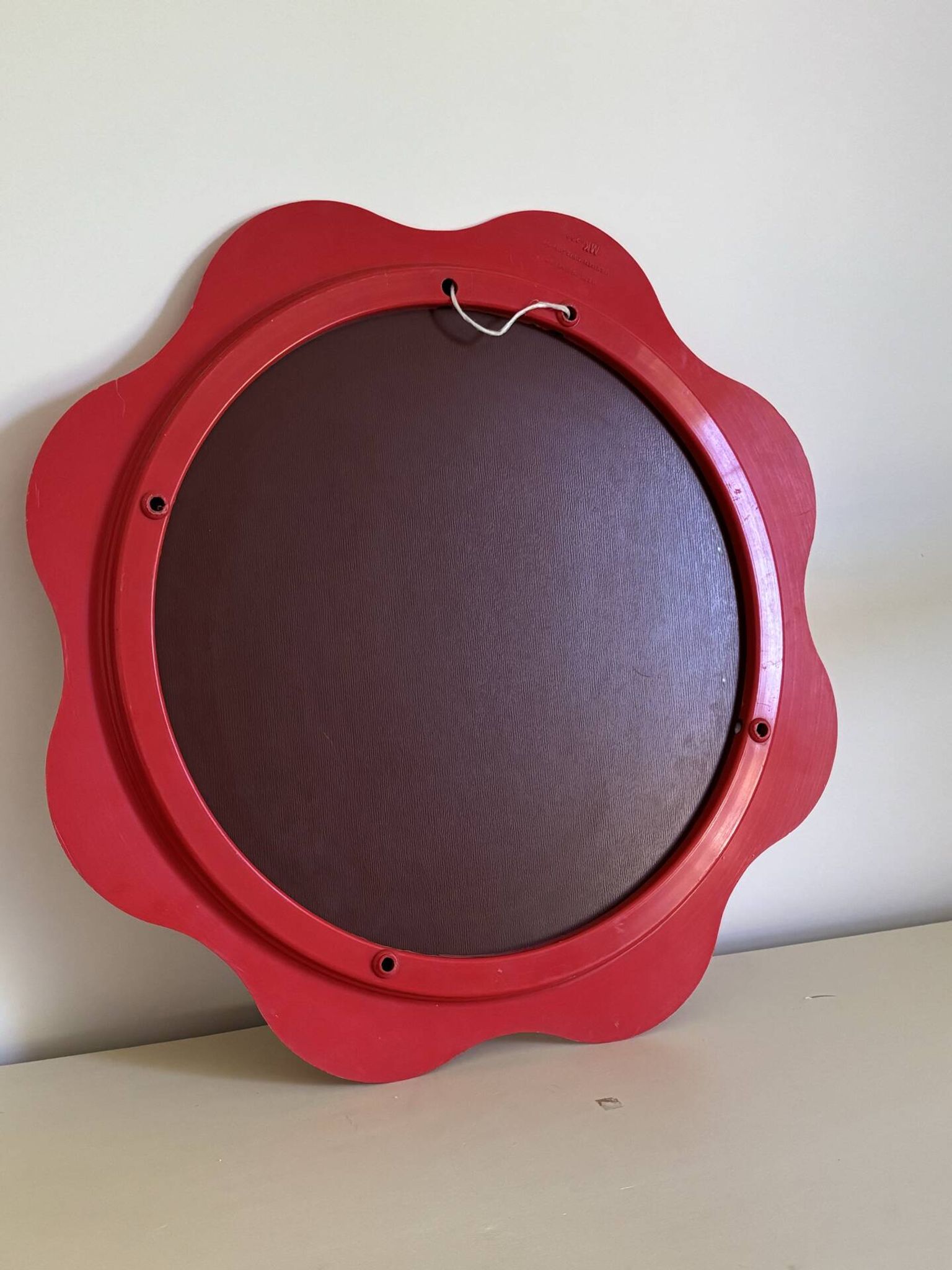 Mirror flower plastic by Finnish designer Makisen Kuvastin.
