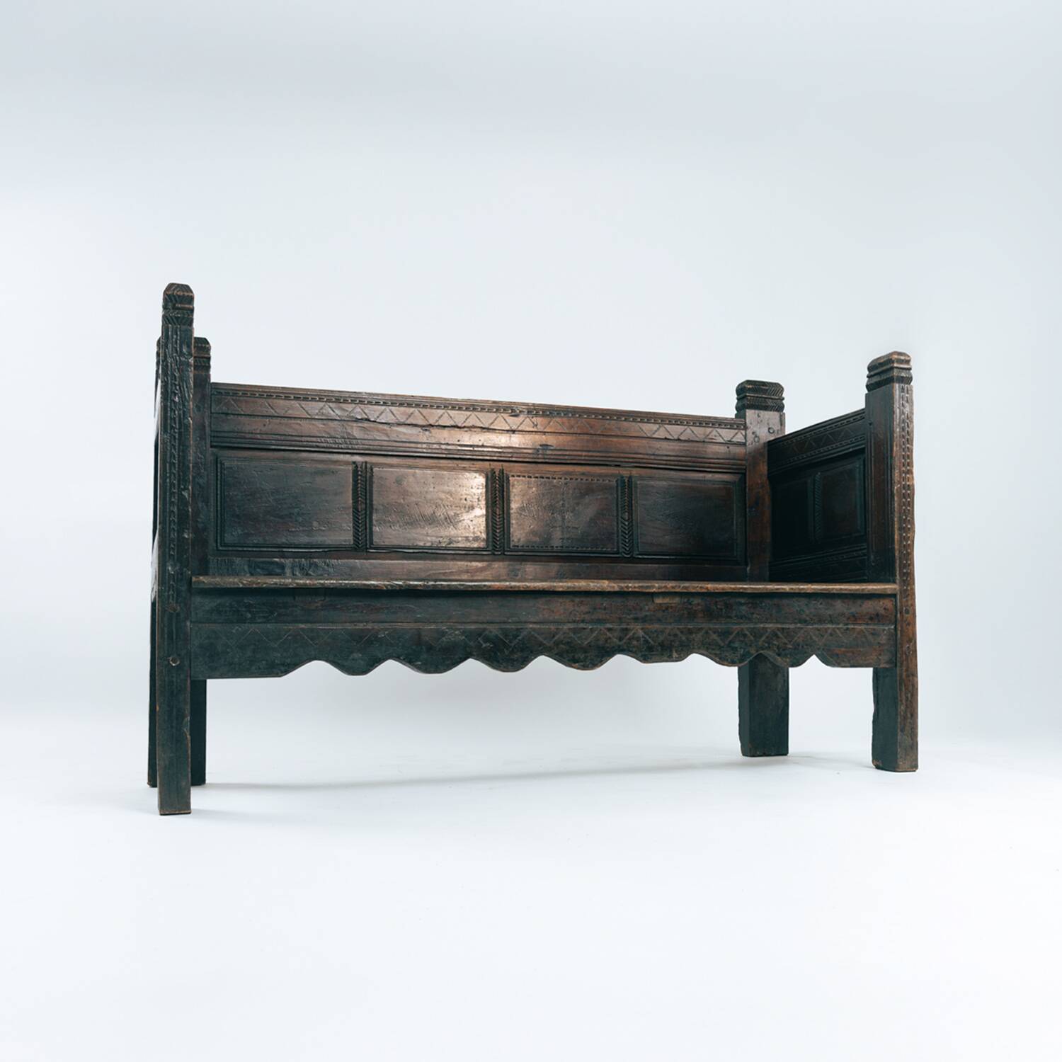 Antique walnut wooden Spanish siesta bench, Spain mid 1700s