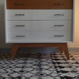 Chest of drawer compass feet