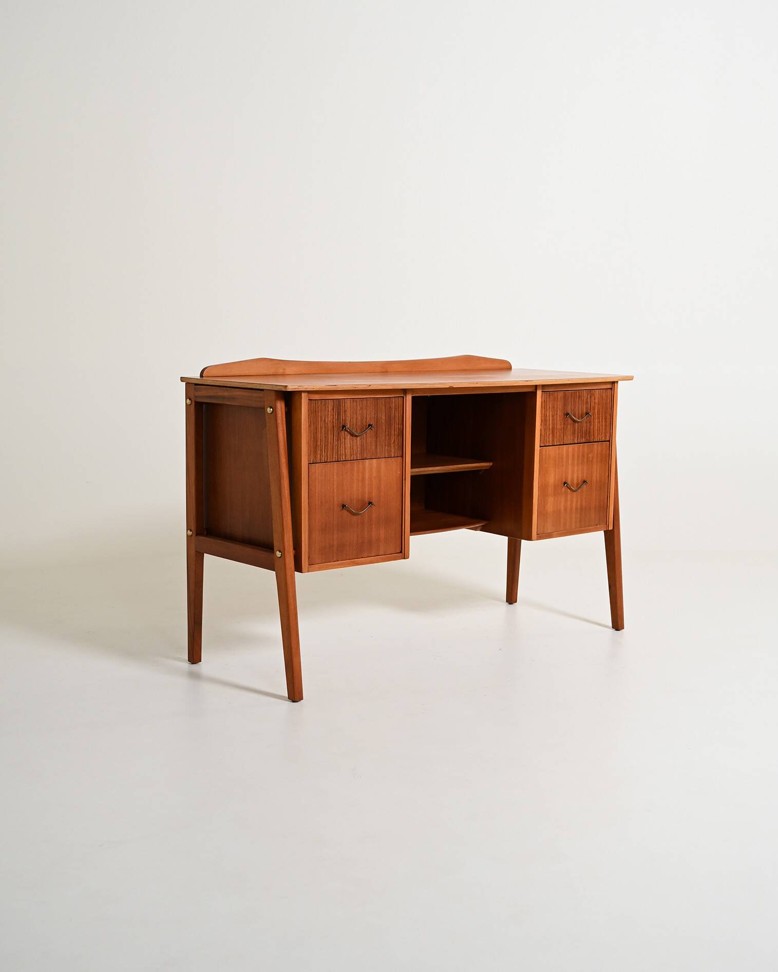 Bureau en teck scandinave, années 1950