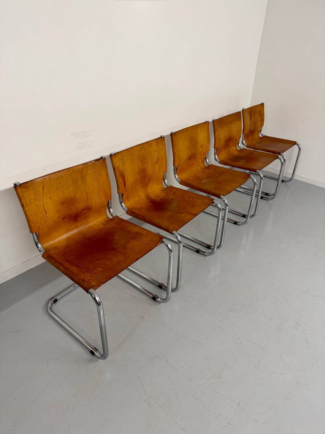 Lot of 5 tubular chairs Mart Stam edition Fasem vintage patinated leather