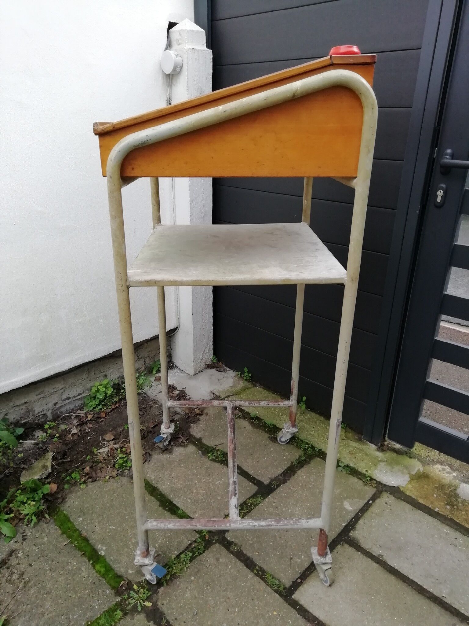 Former top desk of workshop