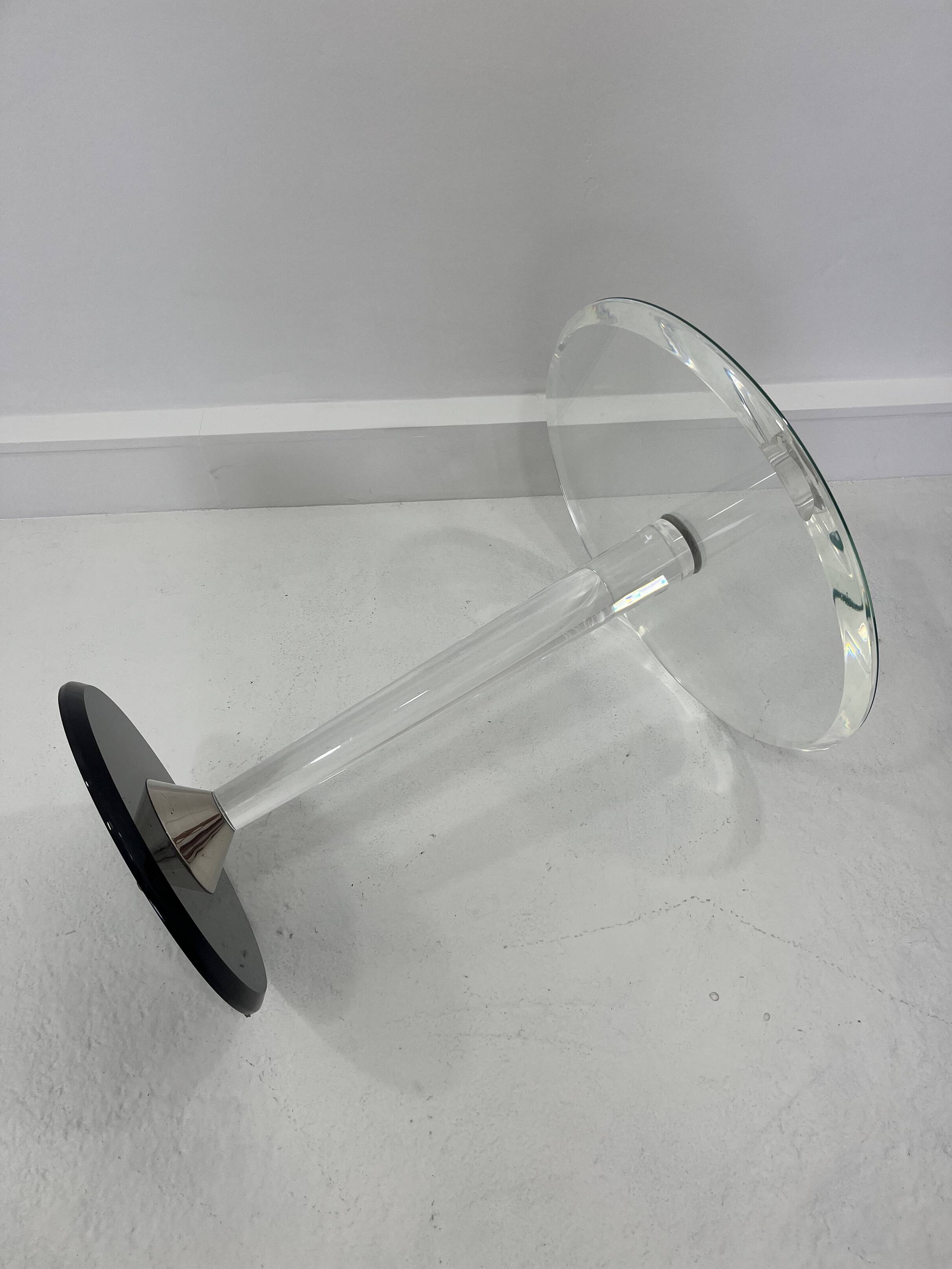 Table basse en acrylique moderne du milieu du siècle, années 1970