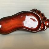 Empty pocket red ceramic footprint
