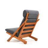 Fauteuil à dossier haut CH-03 par Hans J. Wegner