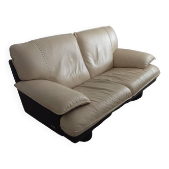 Marinelli leather sofa