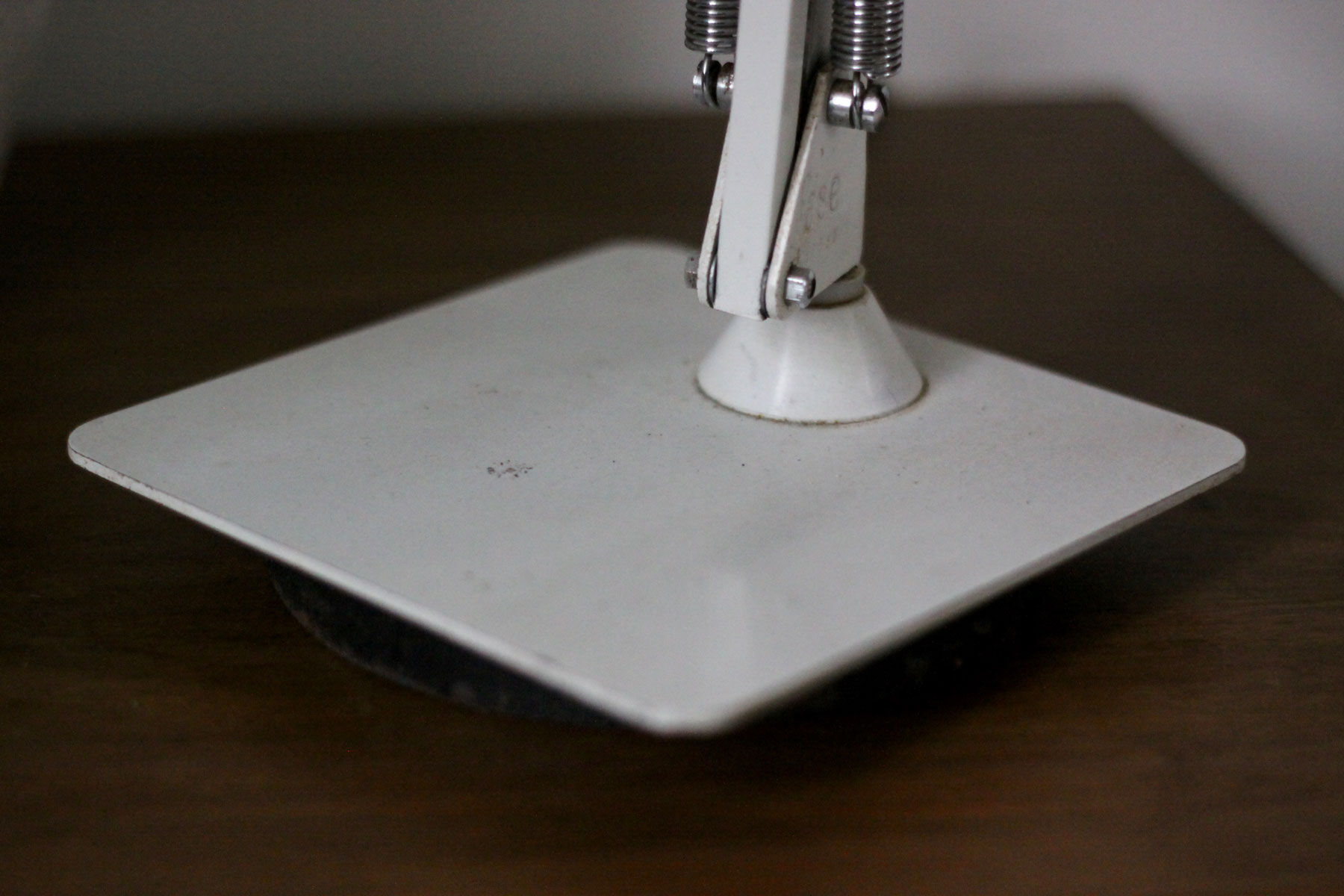 Fase articulated lamp