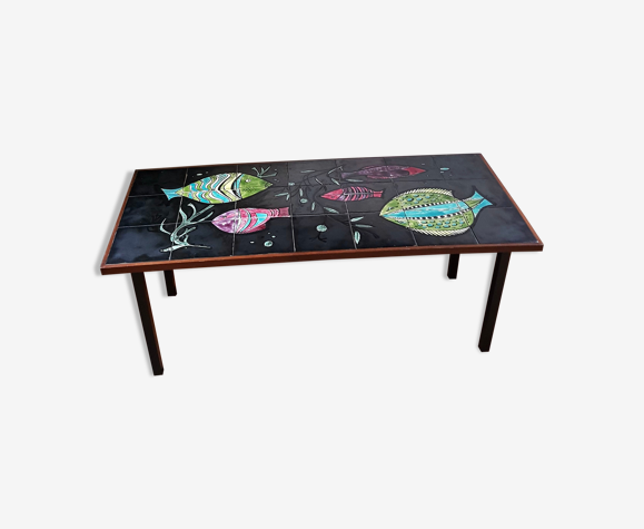 Table basse 1960 céramique décor poisson et piètement métal