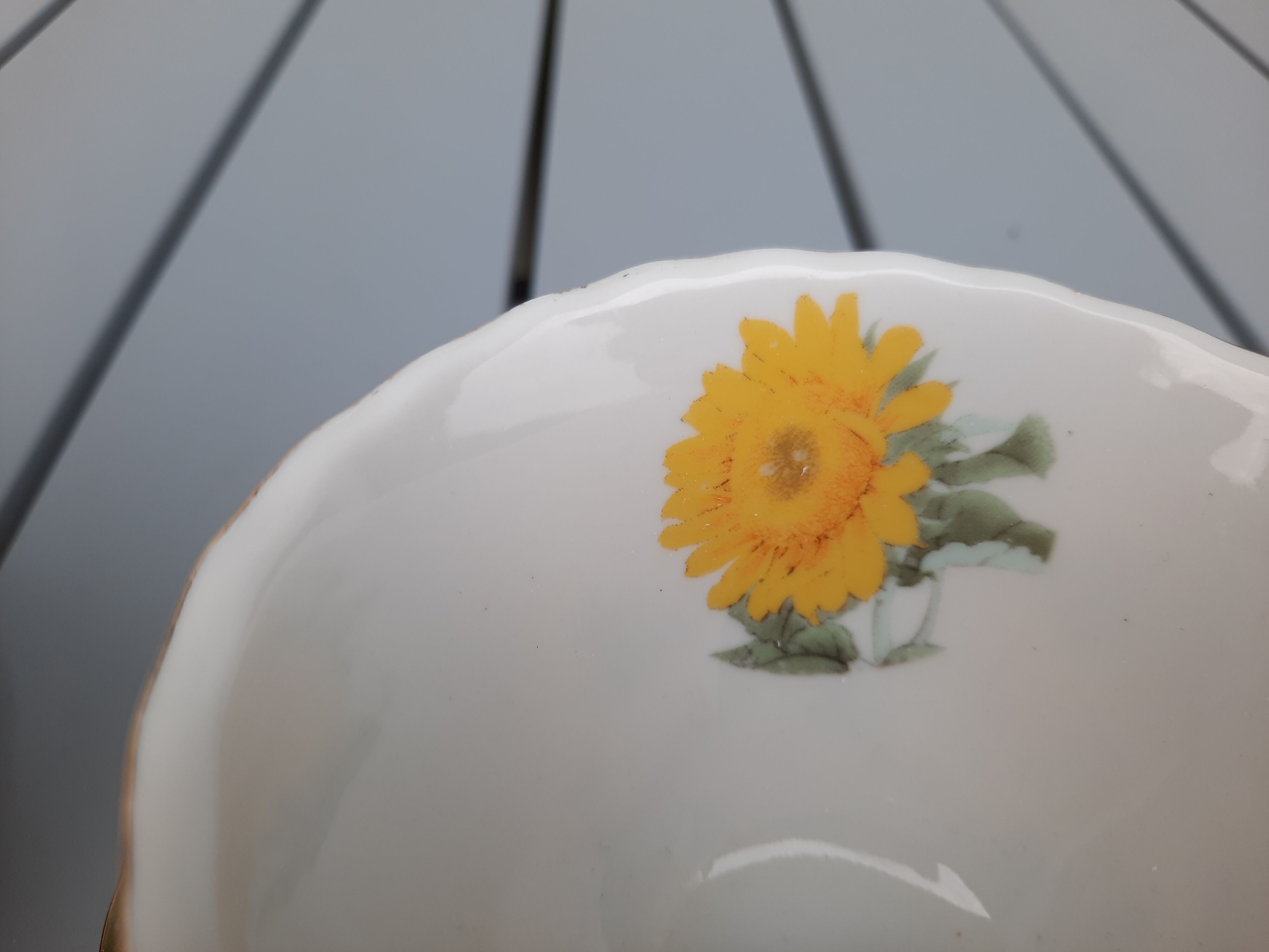 Pair of porcelain cups