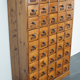 Armoire d'apothicaire Allemande en pin 1930s