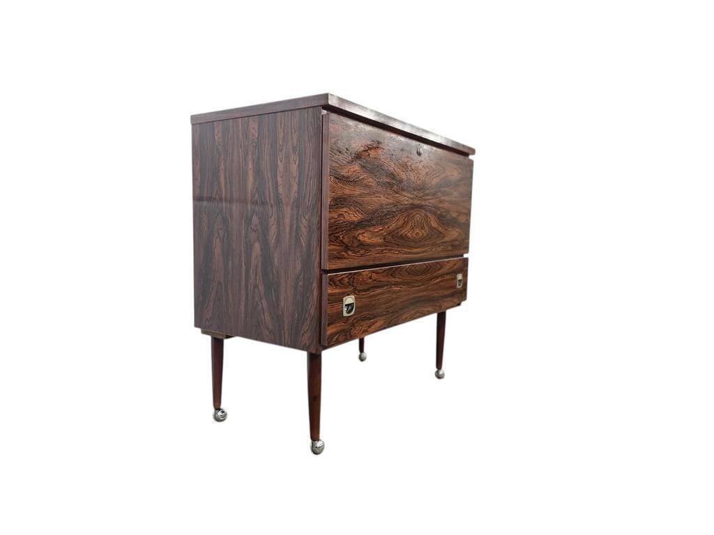 Vintage rosewood furniture / drop-leaf table