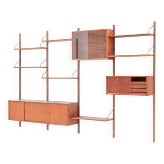 4-Bay Wall Unit by P. Cadovius