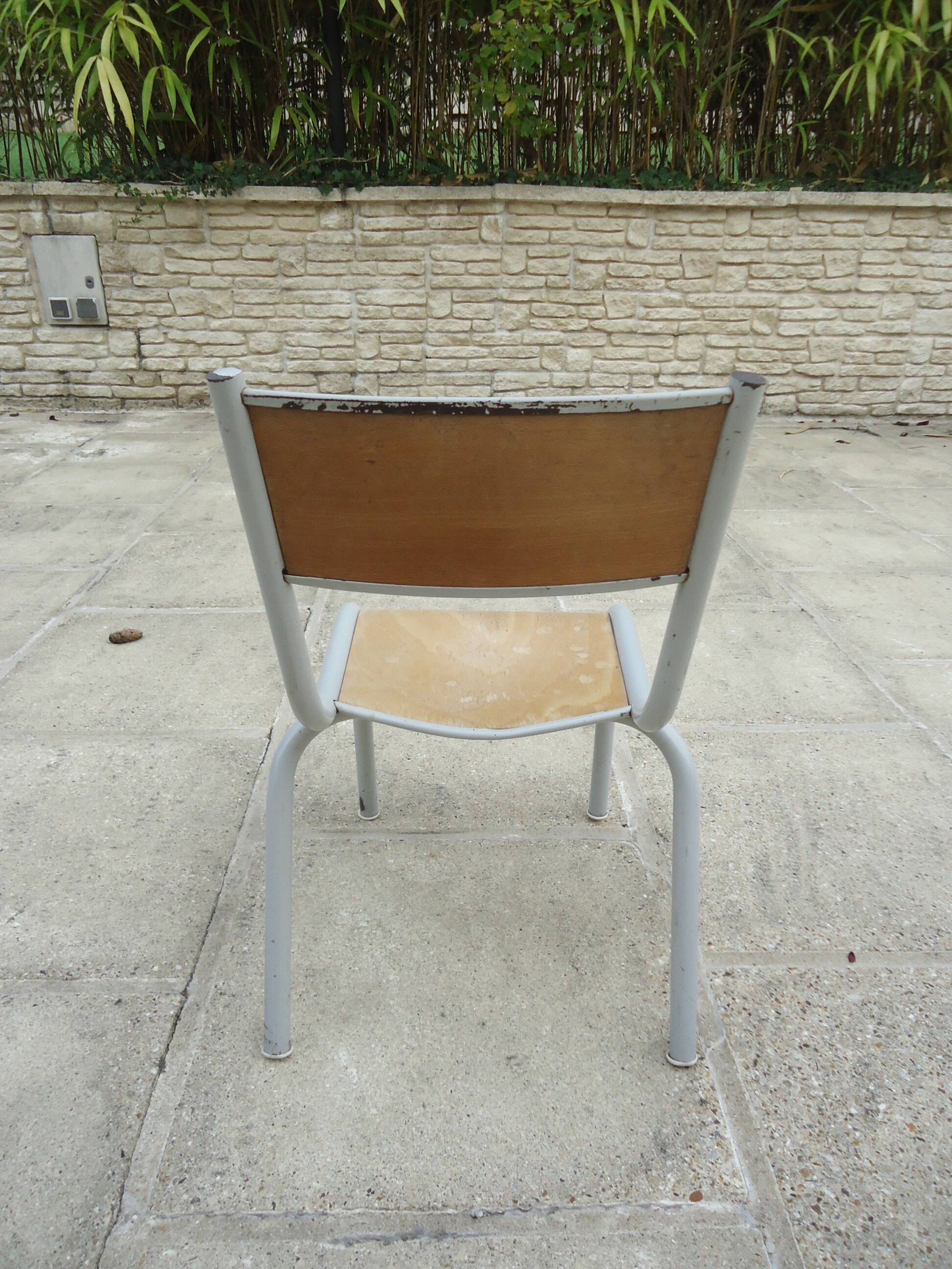 Bureau d’écolier et sa chaise assortie, année 70