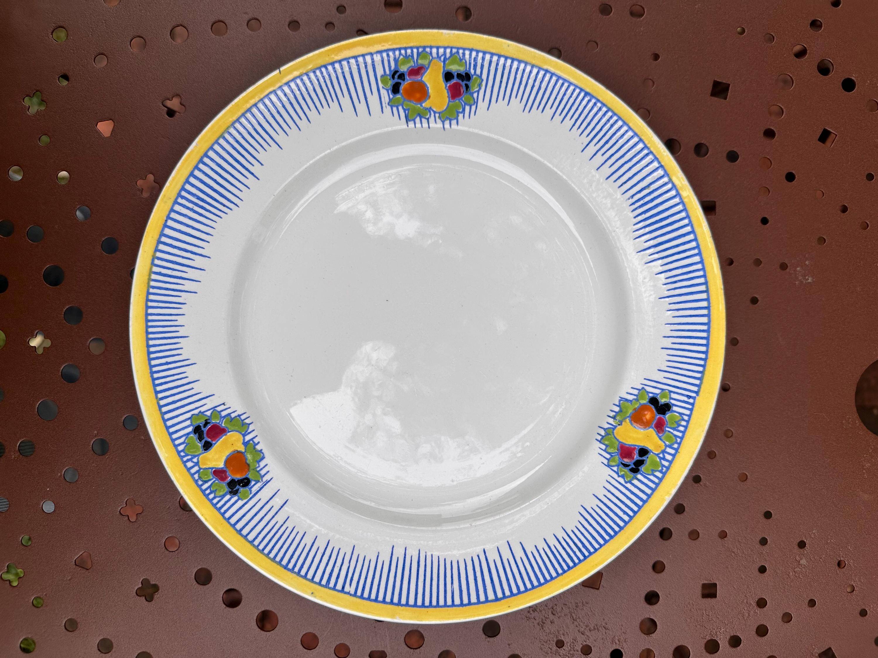 Set of 10 flat plates Boch Frères La Louvière – Art Deco fruit design
