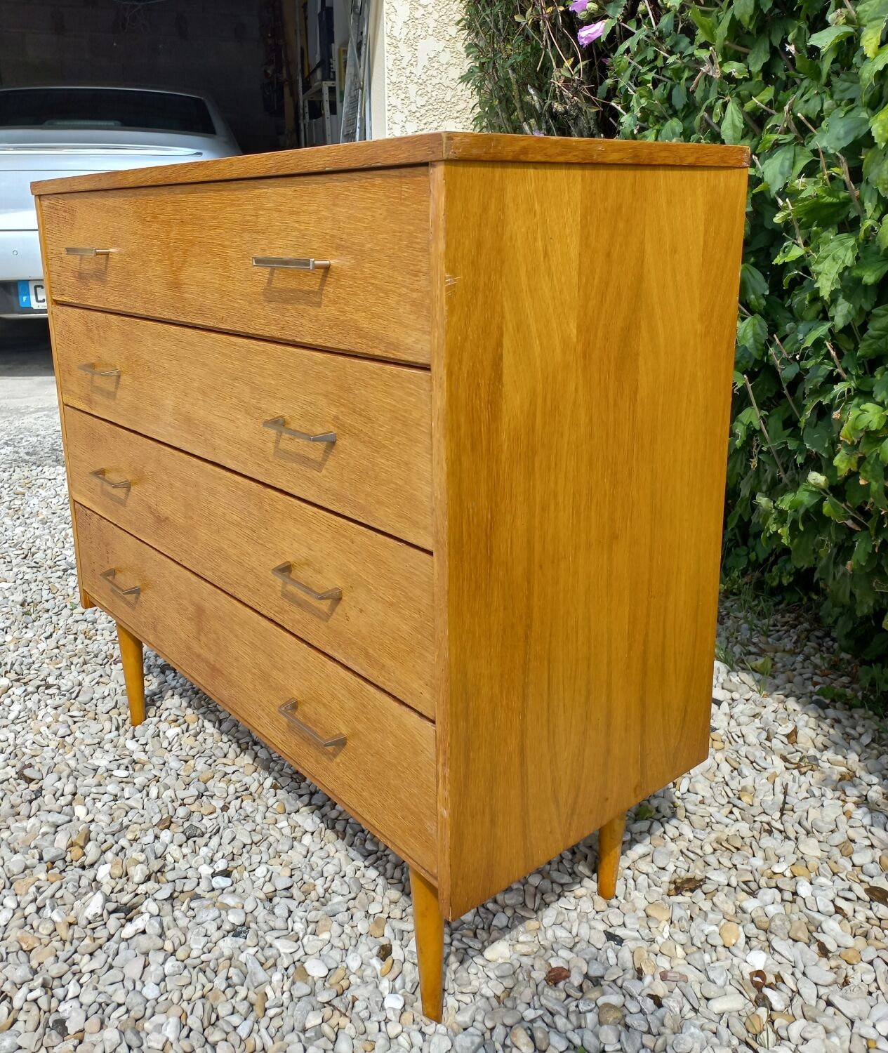 Vintage chest of drawers