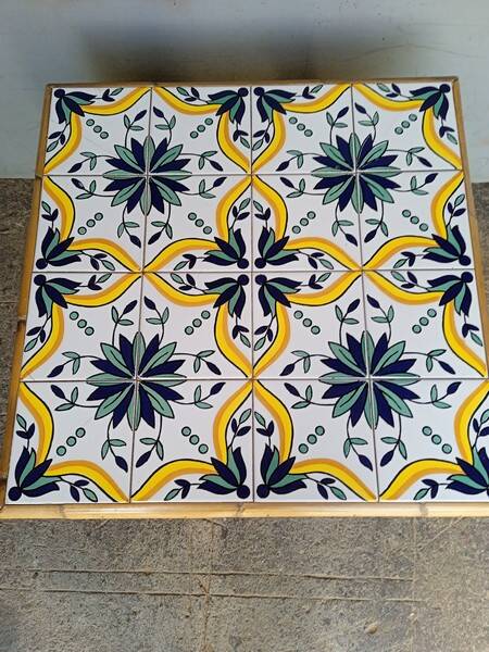 Vintage rattan and ceramic coffee table ep 1970