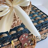 Set of 2 vintage rattan and rope baskets