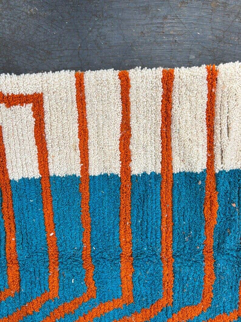 Beni Ourain Berber rug with colourful patterns, size 150 x 250 cm.