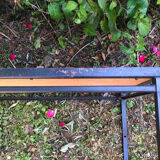 Ancienne table basse dessus céramique signée