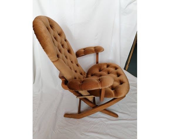Fauteuil velours capitonné vintage