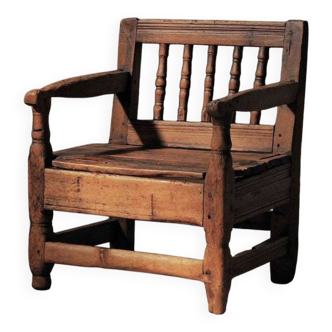 Alpine armchair in larch, 18th century